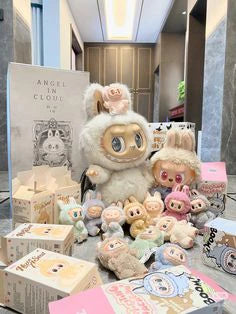 7 Labubu doll clothes & Labubu Keychain trends American collectors love 2025