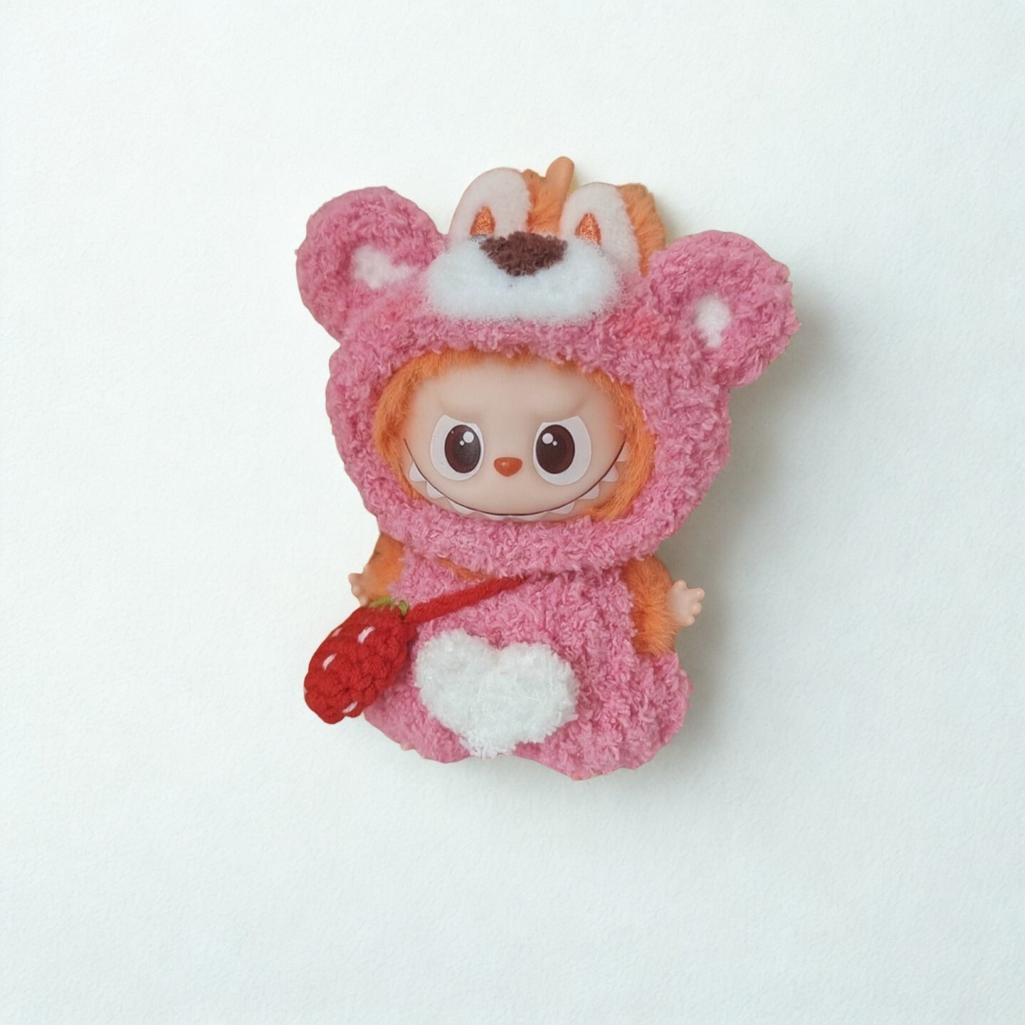 Labubu 4.0 Strawberry Bear Outfit – With Berry Bag