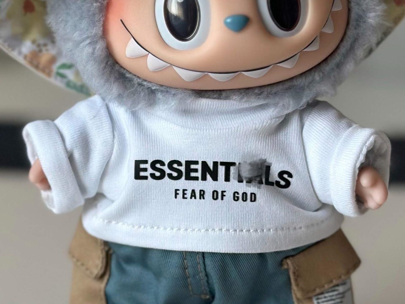Authentic Labubu Doll with Complete Outfit Set City Walk